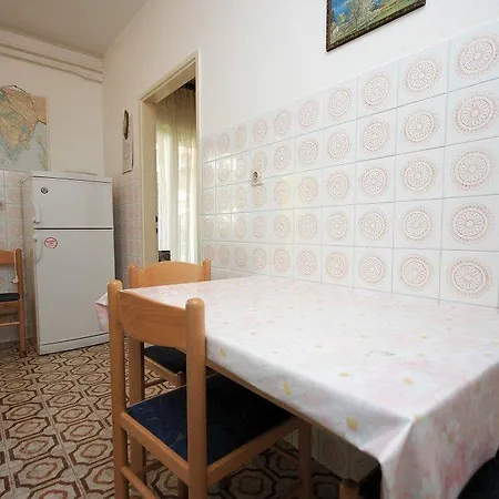 Jerka 1358 *